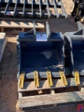 UNUSED 18” MINI EXCAVATOR DIGGING BUCKET