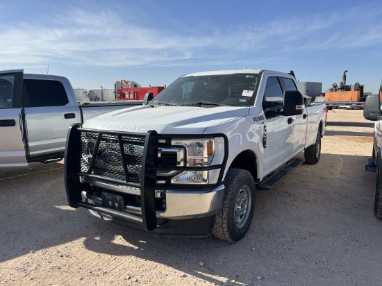 2022 FORD 350 STX