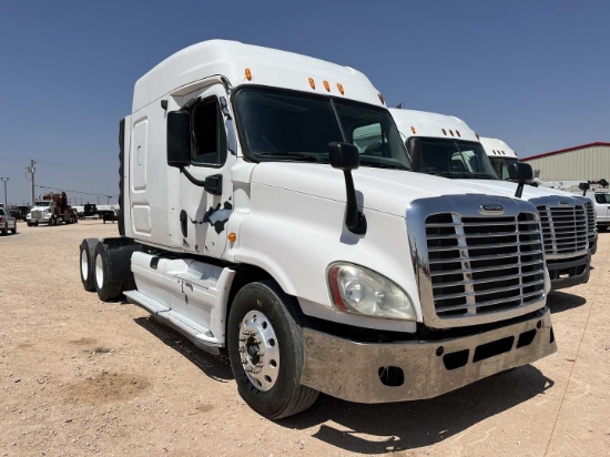 2010 FREIGHTLINER CASCADIA T/A SLEEPER HAUL TRUCK,