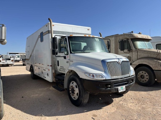 2007 INTERNATIONAL 4300 SBA 4X2 S/A DAYCAB WIRELINE TRUCK