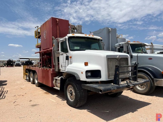2009 INTERNATIONAL  PAYSTAR 5600I 3-AXLE CEMENT TRUCK