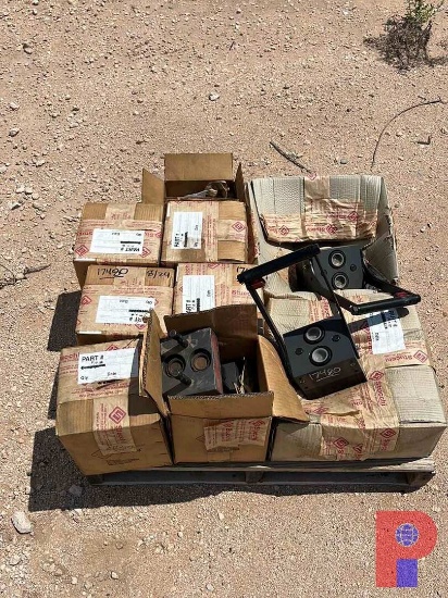 PALLET OF UNUSED STUCCHI HYDRAULIC QUICK CONNECT FITTINGS