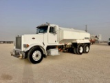 2001 PETERBILT 378 T/A 4,000 GAL. BOBTAIL WATER TRUCK