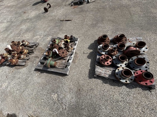 (3) PALLETS (35+) VARIOUS SIZE WECO 10K & 15K WP FLANGE ADAPTERS