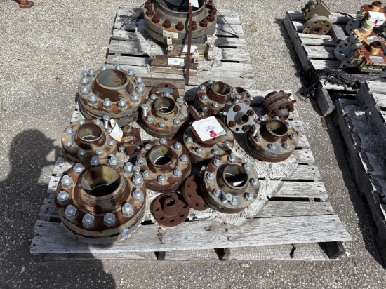 (4) PALLETS OF GE 300LB WELD NECK METER RUN FLANGES & SINGLE CHAMBER ORIFICE FITTINGS