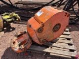 MCKISSICK 84 A 100 TON BLOCK W/ ((3) 24