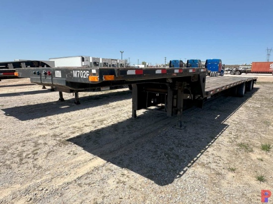2004 TRANSCRAFT DTL-3000 T/A STEP DECK TRAILER