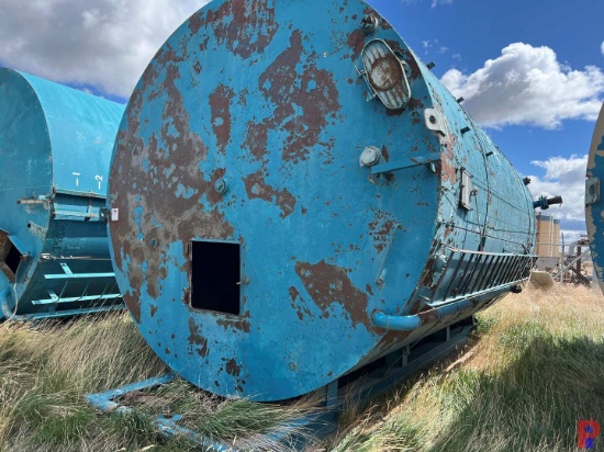 SKIDDED 12DIAMETER X 20H 400BBL STORAGE TANK