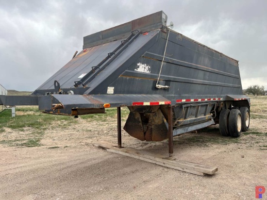 1983 FRUEHAUF 28 T/A BELLY DUMP TRAILER