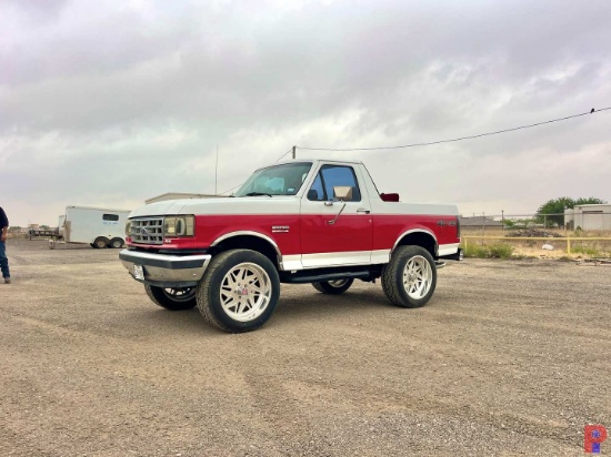 1988 FORD BRONCO XLT LARIAT 4X4 1FMEU15N2JLA42945