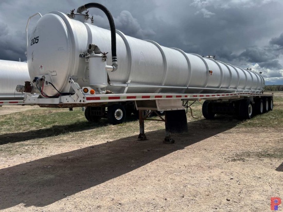 2009 ACRO TRI-AXLE W/ TAG AXLE 200BBL ALUM. VACUUM TRAILER