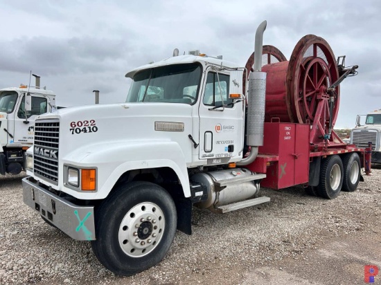 1999 MACK CH613 CAB & CHASSIS W/ CT REEL