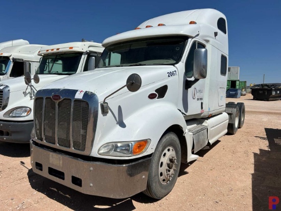 2007 PETERBILT 387 T/A SLEEPER TRUCK
