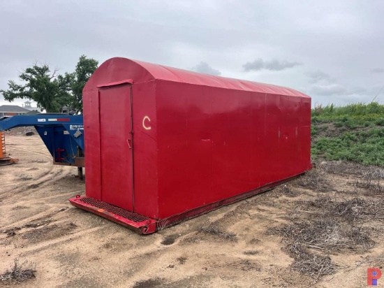 22X7X8.5H STEEL PARTS ROOM/ DOG HOUSE, SKIDDED
