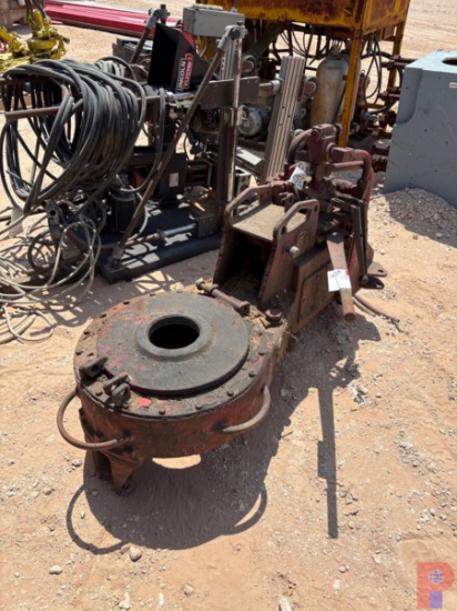 58-93R STYLE HYDRAULIC TUBING TONG