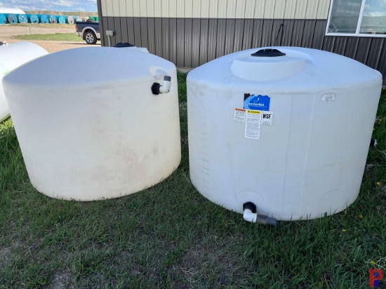 2 - 625 GALLON POLY TANKS