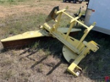 8' 3-POINT TRACTOR GRADING BLADE
