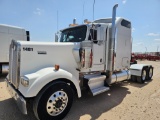 2005 KENWORTH W900 T/A SLEEPER HAUL TRUCK