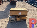 PALLET W/ (3) STAGE TOOLS, BRIDGE PLUG, & PLUG+BAFFLE LATCH