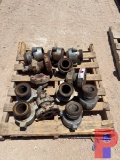 PALLET W/ (9) 3 1502 HAMMER UNIONS & (4) 2 X 2 1502 WECO FLANGES