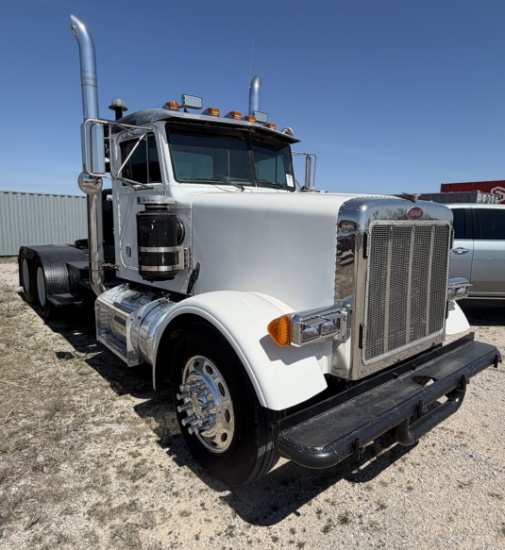 1994 Peterbilt 379 Winch Truck