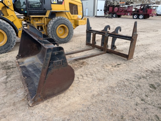 CAT Quick Attach Bucket & Forks F/ Wheel Loader