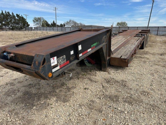 2008 Monarch 3-Axle Narrow Fixed Neck Lowboy