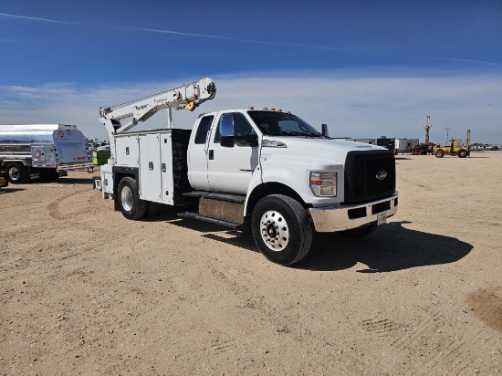 2017 Ford F-750 Super Duty Extended Cab Mechanics Truck
