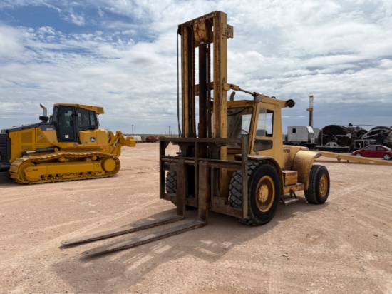 Hyster P200B 20,000lb forklift