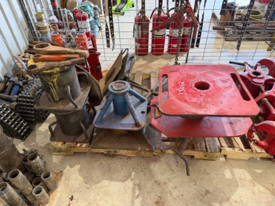 Pallet w/ (2) Rod Strippers, Rig jack stands, Tong hangars, etc.