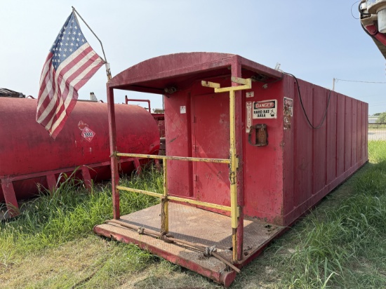 35L x 8W x 9H DRILLERS DOGHOUSE W/ LOCKERS, STORAGE BENCHES, LIGHTS, & KNOWLEDGE BOX, SKIDDED
