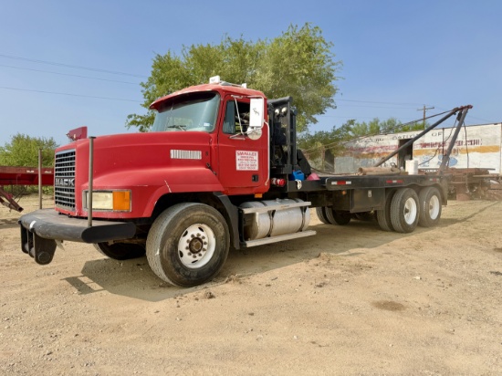 1999 MACK CH612 T/A DAYCAB GIN POLE TRUCK