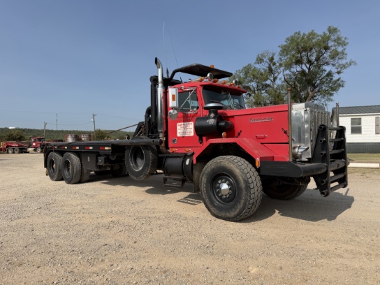 1981 AUTOCAR DC9964 T/A 50-TON GIN POLE WINCH TRUCK