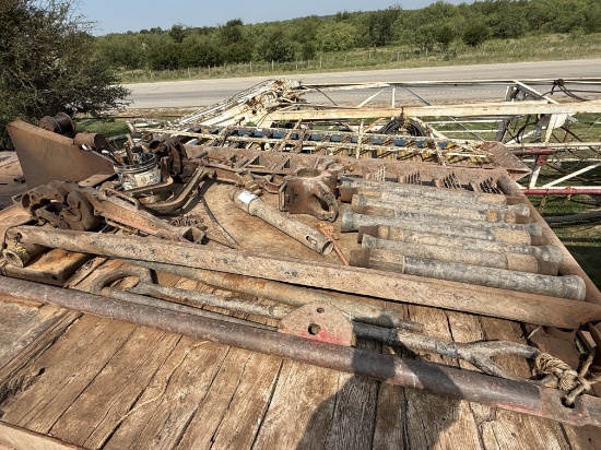 RIG #7 TOOL PACKAGE: (2) BV OIL TOOL TYPE C MANUAL TONGS, (2) 2-1/4 x 98 ELEVATOR LINKS, 150-TON 4-1