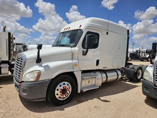 2013 FREIGHTLINER CASCADIA T/A SLEEPER HAUL TRUCK