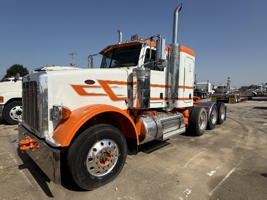 2013 PETERBILT 367 TRI-AXLE SLEEPER TRUCK