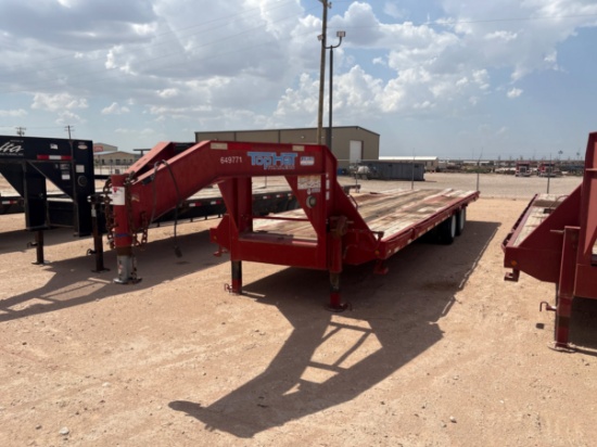 2014 TOP HAT TRAILERS 30 X 102 T/A GOOSENECK TRAILER