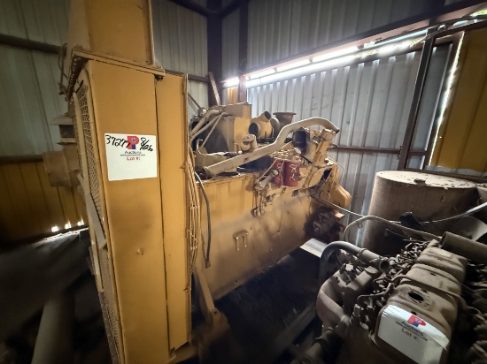 CATERPILLAR D353 DIESEL ENGINE CORE (INCOMPLETE)
