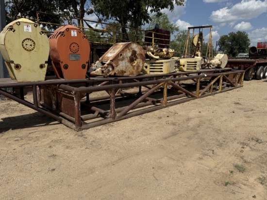 35 x 8 x 3 SKIDDED PIPE TUB W/ CATWALK IN MIDDLE