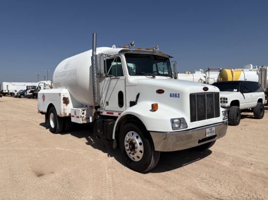 2004 PETERBILT 330 S/A DAYCAB PROPANE TRUCK