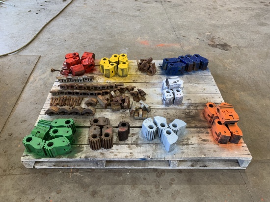 PALLET OF MOSTLY FOSTER 54-02 SIZES: 2-8", 2-7/8", 4-1/2", 5-1/2", 6-5/8", 7",& 8" TONG HEADS