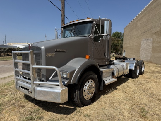 2013 KENWORTH T800 T/A DAY CAB TRUCK TRACTOR