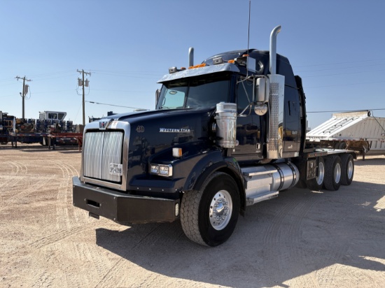 2021 WESTERN STAR 4900 SB T/A SLEEPER CAB WINCH TRUCK