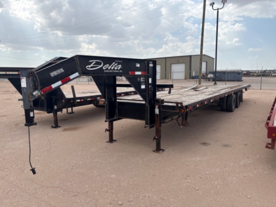 2010 DELTA TRAILERS 34 X 102 T/A GOOSENECK TRAILER
