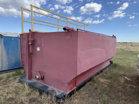 17.6L x 9.6W x 6H 2-COMP REVERSE PIT TANK W/ CATWALK, HANDRAILS, & GAS BUSTER