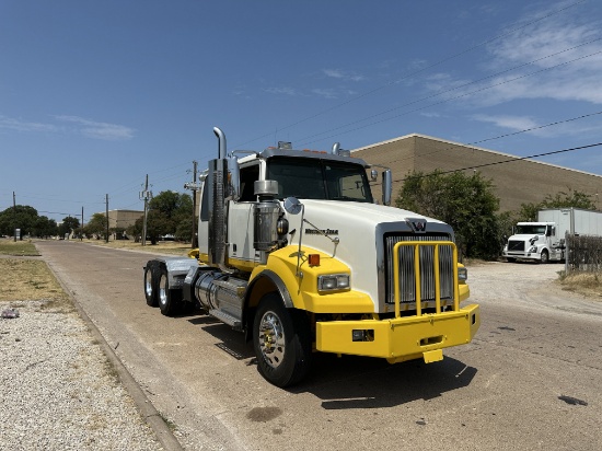 2012 WESTERN STAR 4900 SB T/A 24 SLEEPER TRUCK