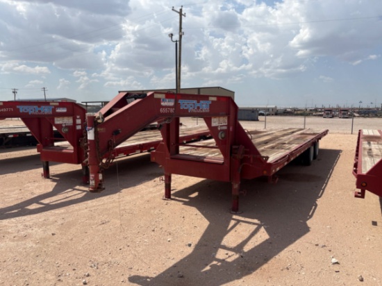 2014 TOP HAT TRAILERS 30 X 102 T/A GOOSENECK TRAILER