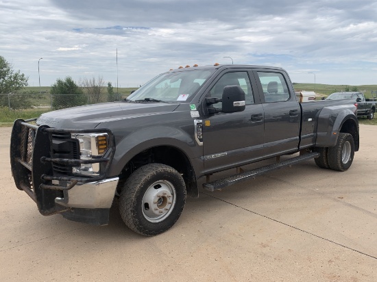 2019 FORD F-350 SD XL 4X4 CREW CAB DUALLY PICKUP TRUCK