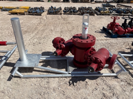 7-1/16 x 4-1/16 fluid cross w/ (2) 4-1/16 5k gate valves & transport skid