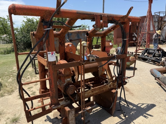 TULSA 70T (65K LBS) MECHANICAL WINCH W/ (2) HEADACHE RACKS